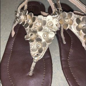 gold Sandals toddler 11 girls flower shoes